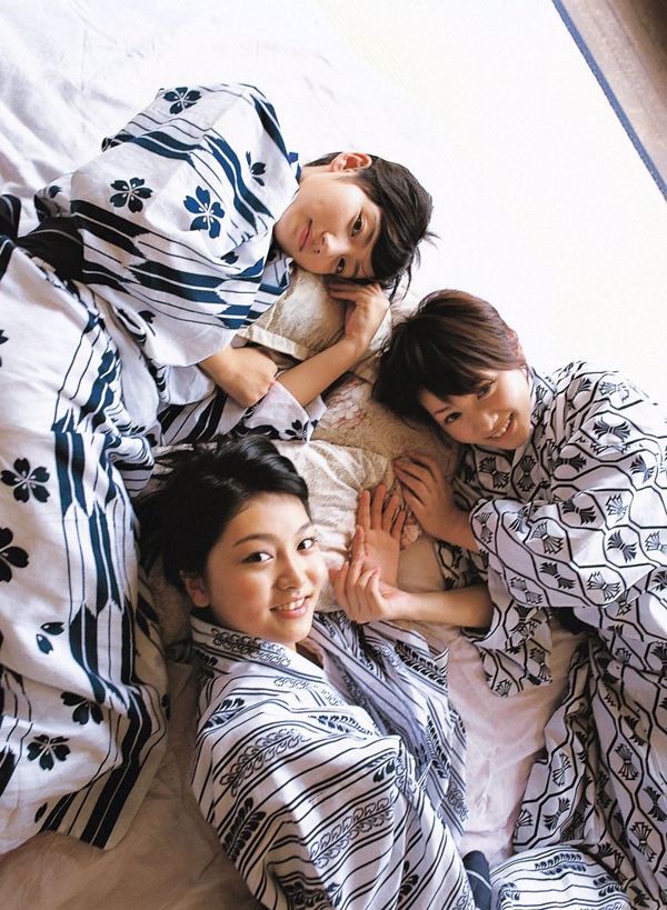 Saaya Irie, Runa Okada, Risa Iguchi "jagen" [YS Web] Vol.178