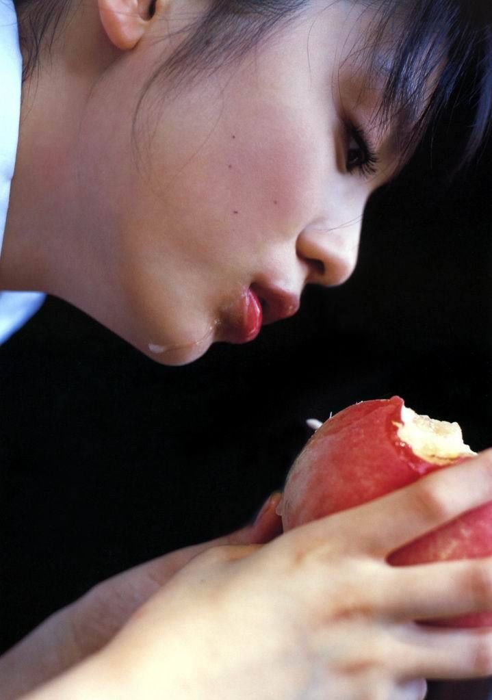 Yuika Motokariya Trang 22 No.046065
