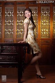 [丽 柜 LiGui] Model Anoniem "The Fragrance of the Tibetan Scripture Pavilion" Silk Foot Photo Picture